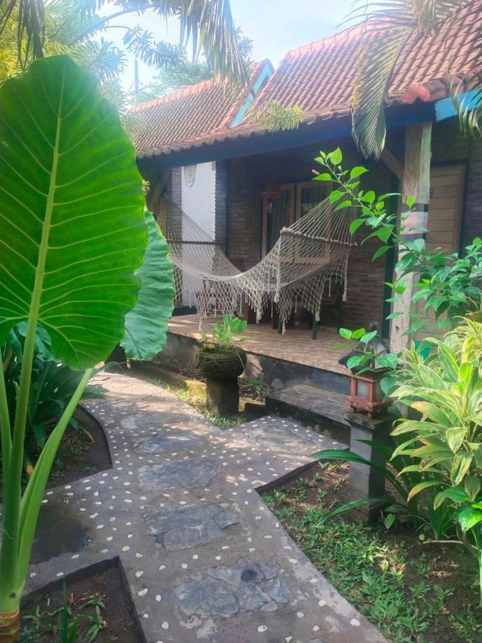 Comeback Guesthouse Canggu  Exterior photo